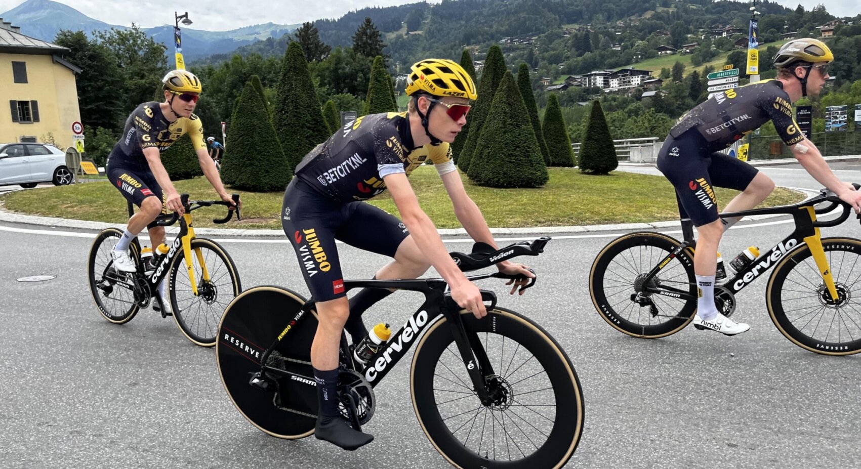 This is how our riders spent the rest day in the Tour de France	