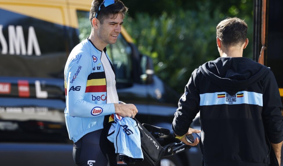 Van Aert looks to cement his love of gravel with podium finish at World Championships in Italy