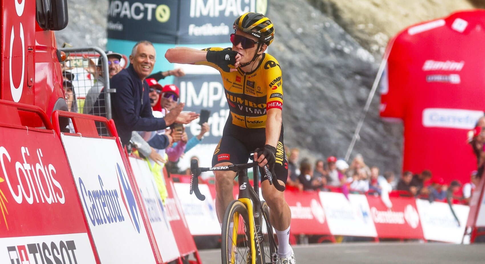 Vingegaard triumphs on Tourmalet after display of strength Team Jumbo-Visma	