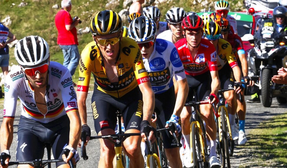 Team Jumbo-Visma finishes fourteenth stage of Vuelta without problems