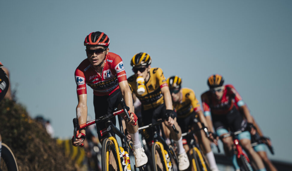 Team Jumbo-Visma maintains lead in Vuelta mountain stage